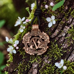 Pendentif viking en bronze – Motif serpent nordique
