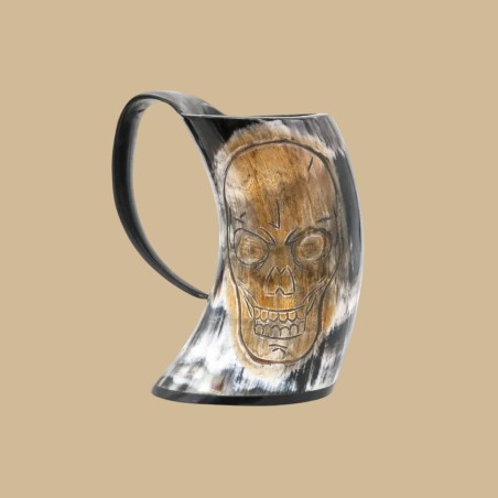 Chope en corne gravée Tête de mort
