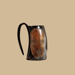 Chope en corne gravée Tête de mort